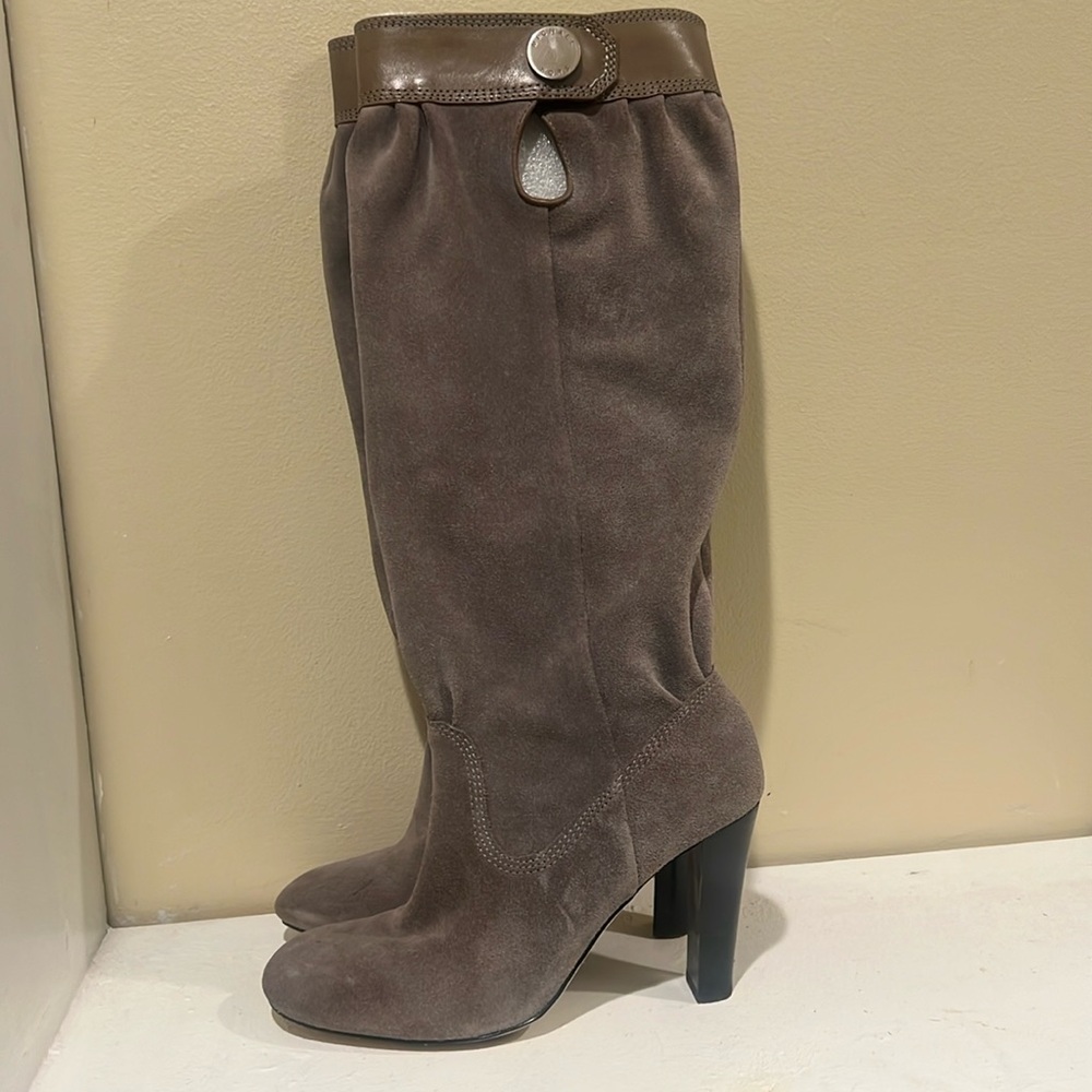 MICHAEL (Michael Kors) 71/2 Gray Suede Boot with 21/2 inch heal *Good Condition*